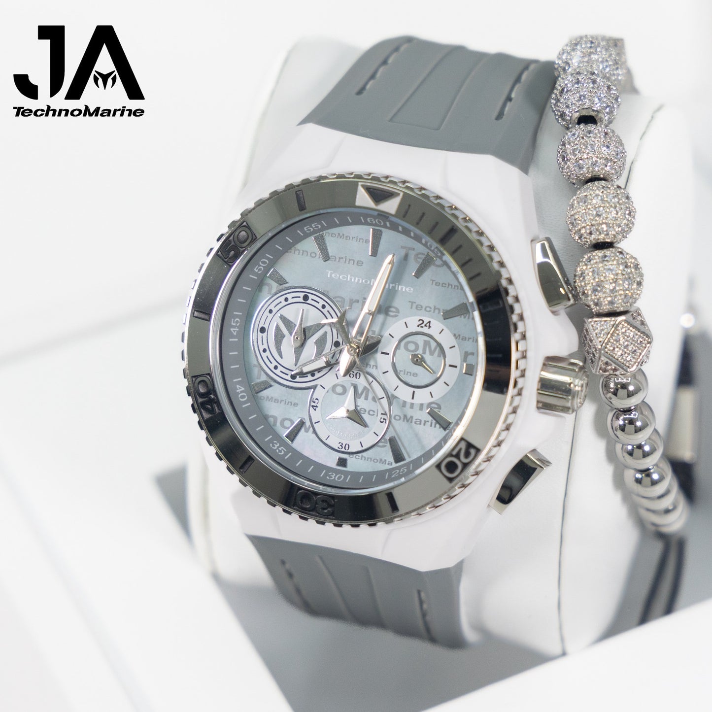 Technomarine Hombre Cruise California Men's Watch w/ Metal, & Oyster Dial