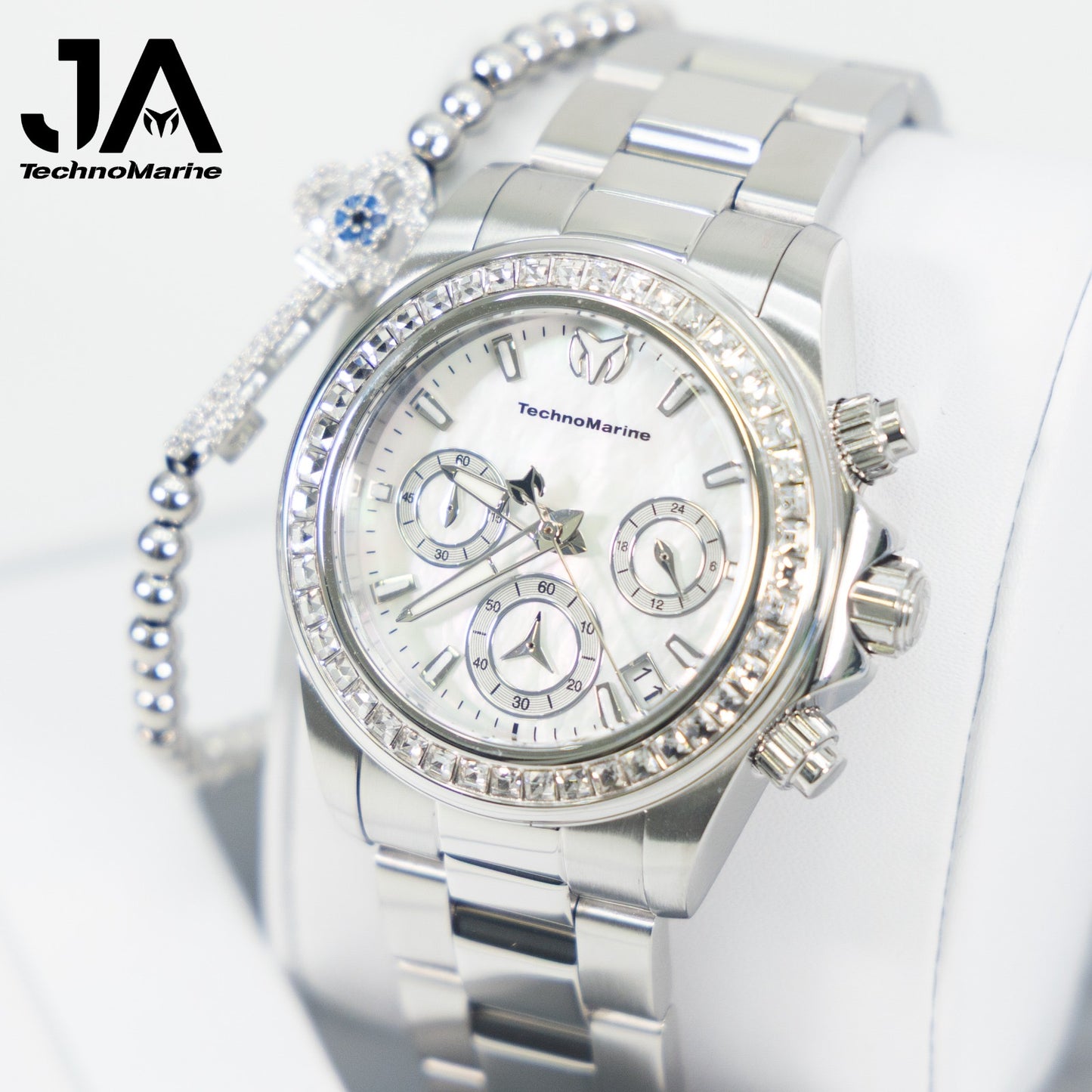 Technomarine Mujer Manta Ray Chronograph Quartz White Dial 38 mm