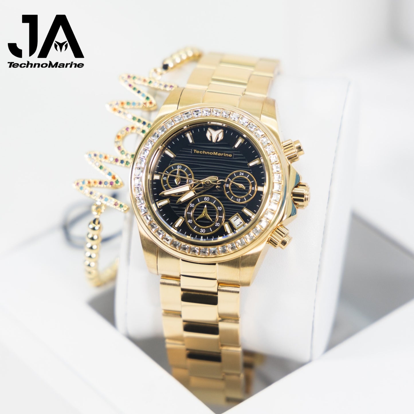 Technomarine Mujer Manta Ray Chronograph Quartz White Dial 38 mm