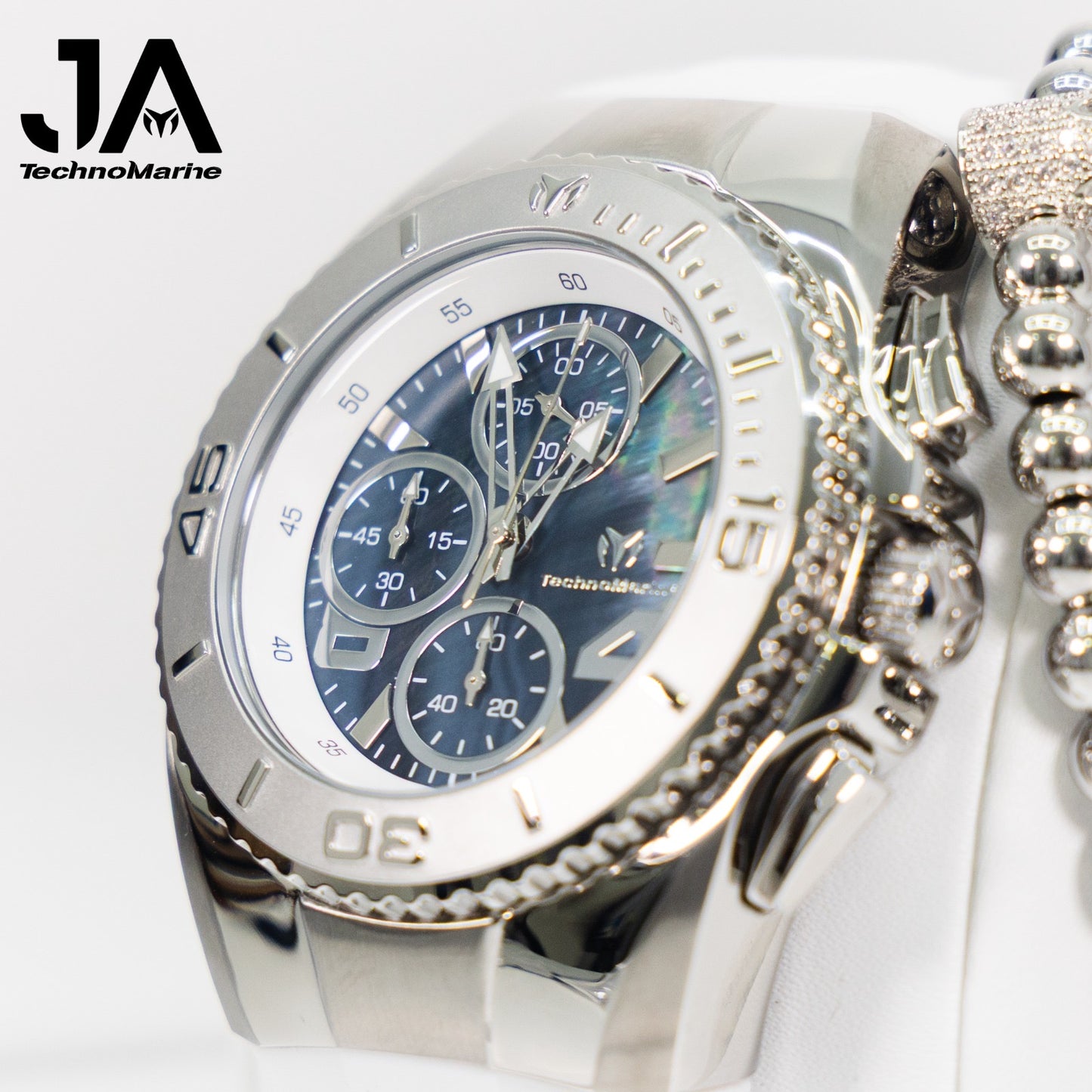 New Modelo 2025 TechnoMarine Cruise Original Men's Watch w/ Mother of Pearl Dial 44 mm, Black, Silver Green with Interchangeable Strap + 5% De Descuento = $139.99