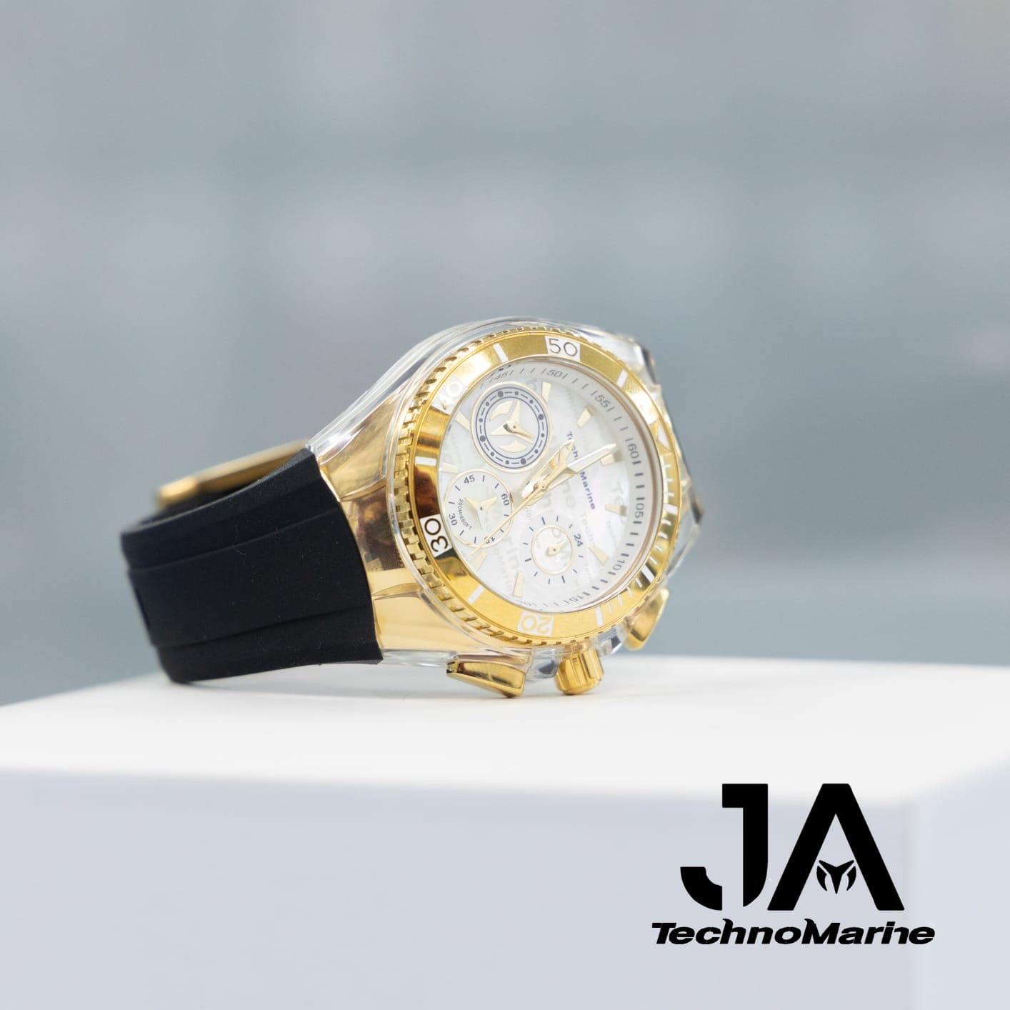 TechnoMarine Cruise California Women's Watch Metal, Mother of Pearl & Oyster Dial 40mm, White