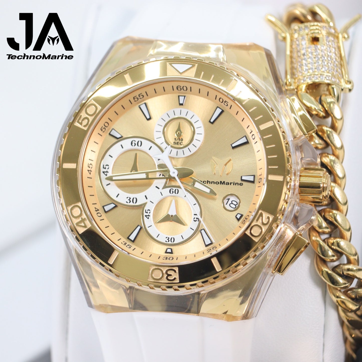 Technomarine Hombre Gold and Gold 46mm “Dos Correas”Una Pulsera Cubana