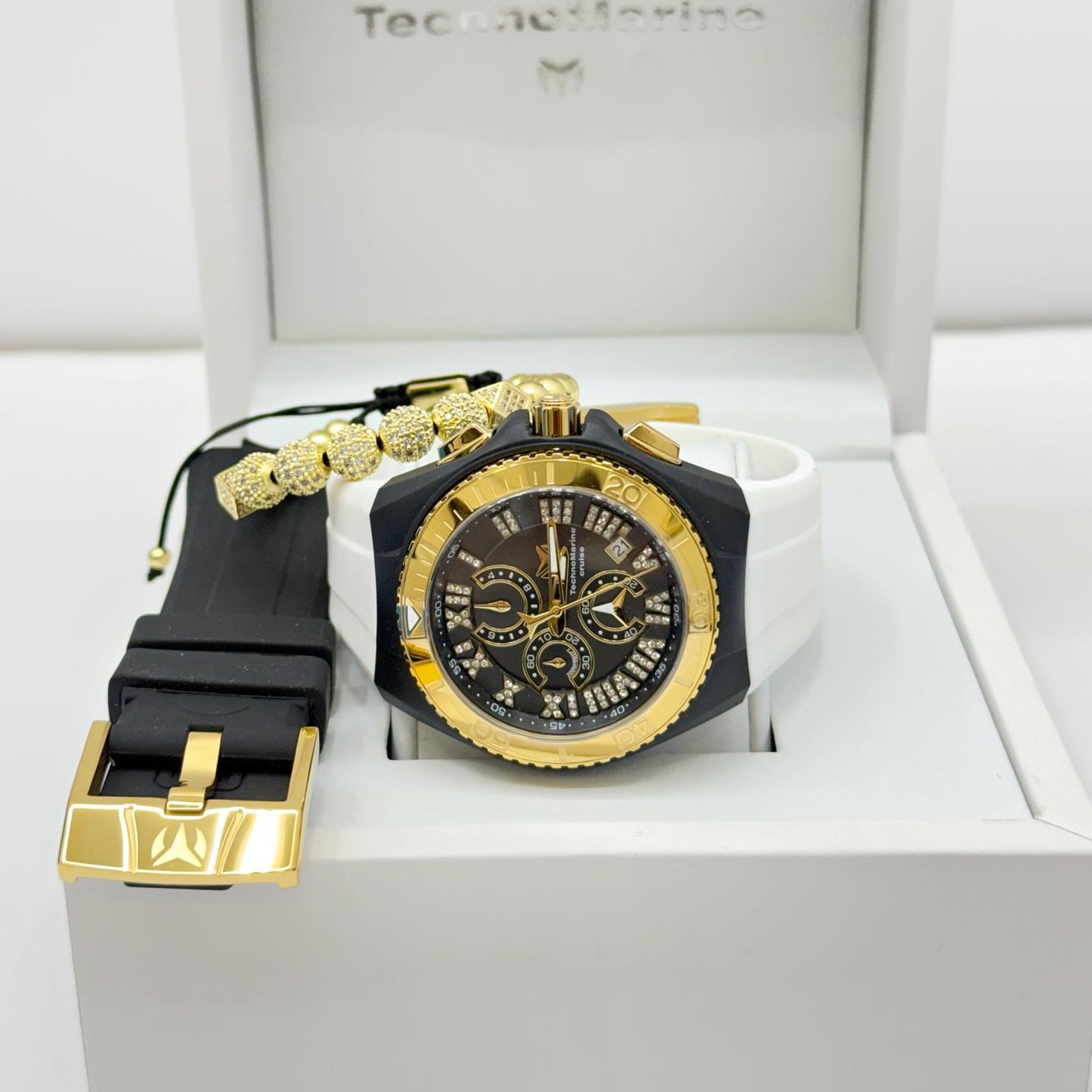 Technomarine Cruise Star Gold With Black Dial, Dos Correas negra y blanca PULSERA INCLUIDA