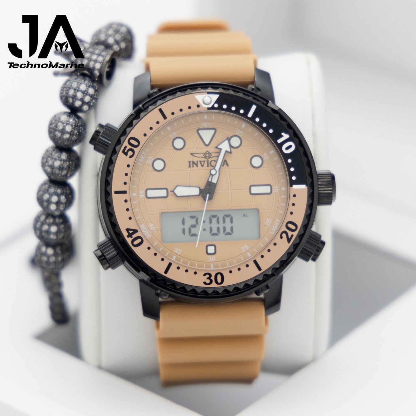 Invicta Pro Diver DigiQuartz Men's Watch - 46.5mm, Tan Una Pulsera Gratis