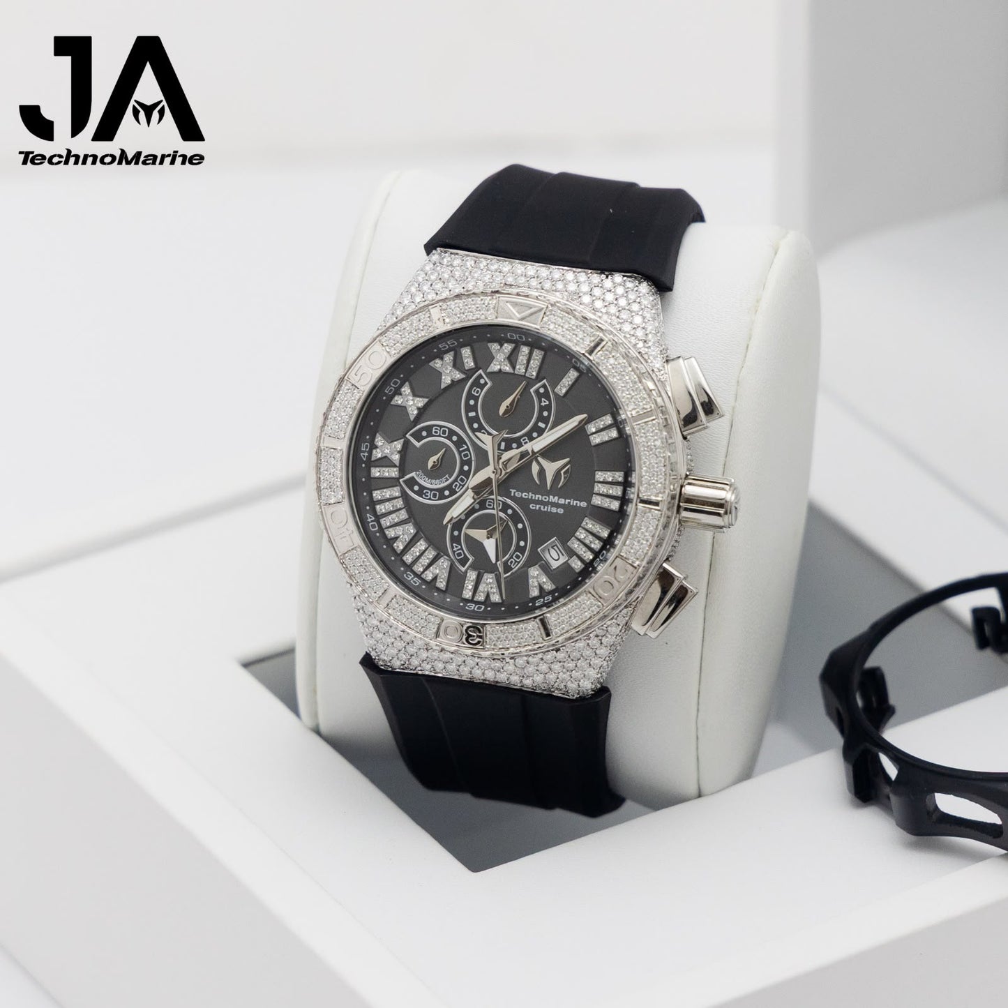 Technomarine Custom Cruise Star gold with black dial, Two Straps One custom buckle