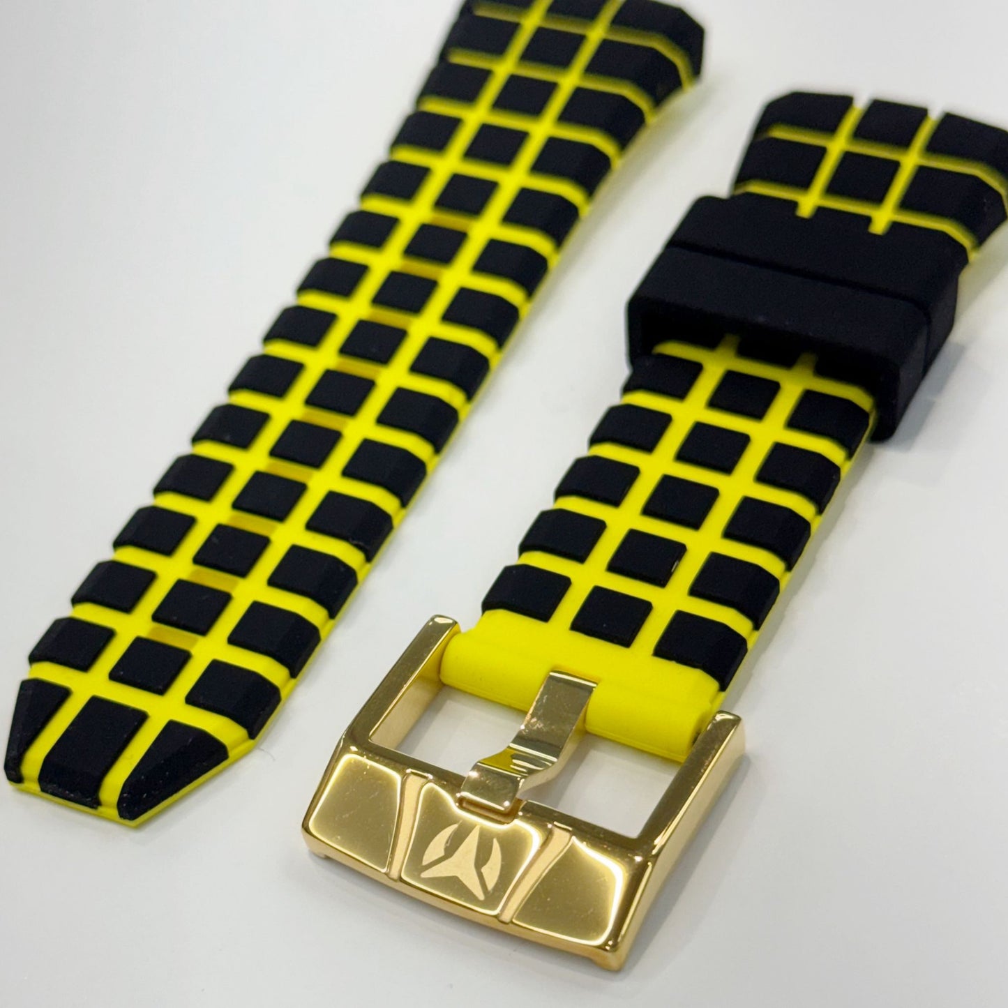 Correa hombre 44, 45 46 mm Pasador amarillo y negro