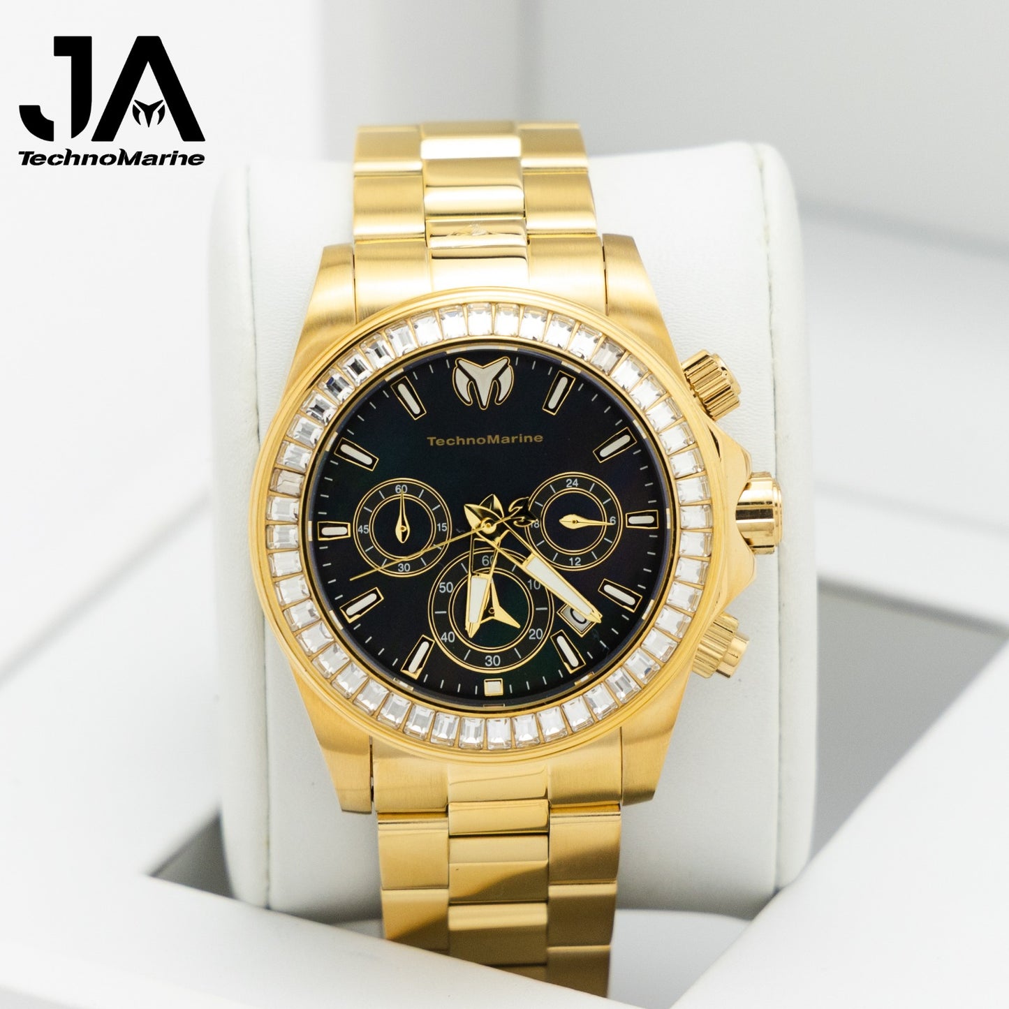 Technomarine Men Manta Ray Chronograph Quartz White Dial 42 mm