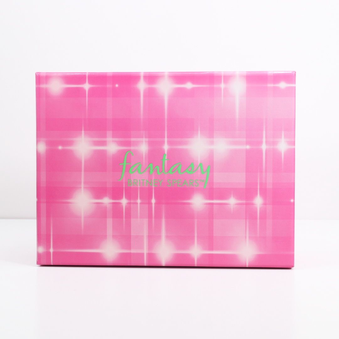 ESTUCHE FANTASY 
INCLUYE *(PERFUME, SHOWER GEL & CREMA)* 
$39.50