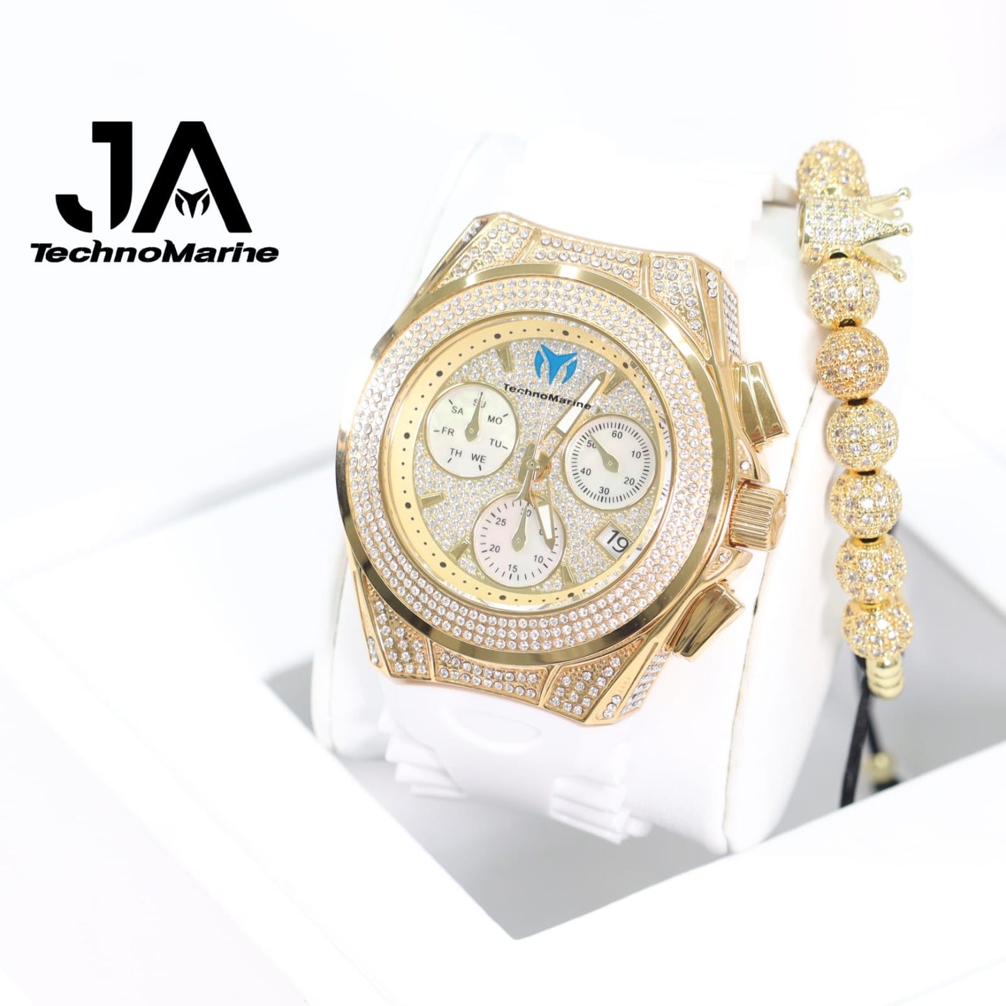 Technomarine (Pave) Cruise Collection Maquina Suiza Color Oro Una Pulsera Gratis