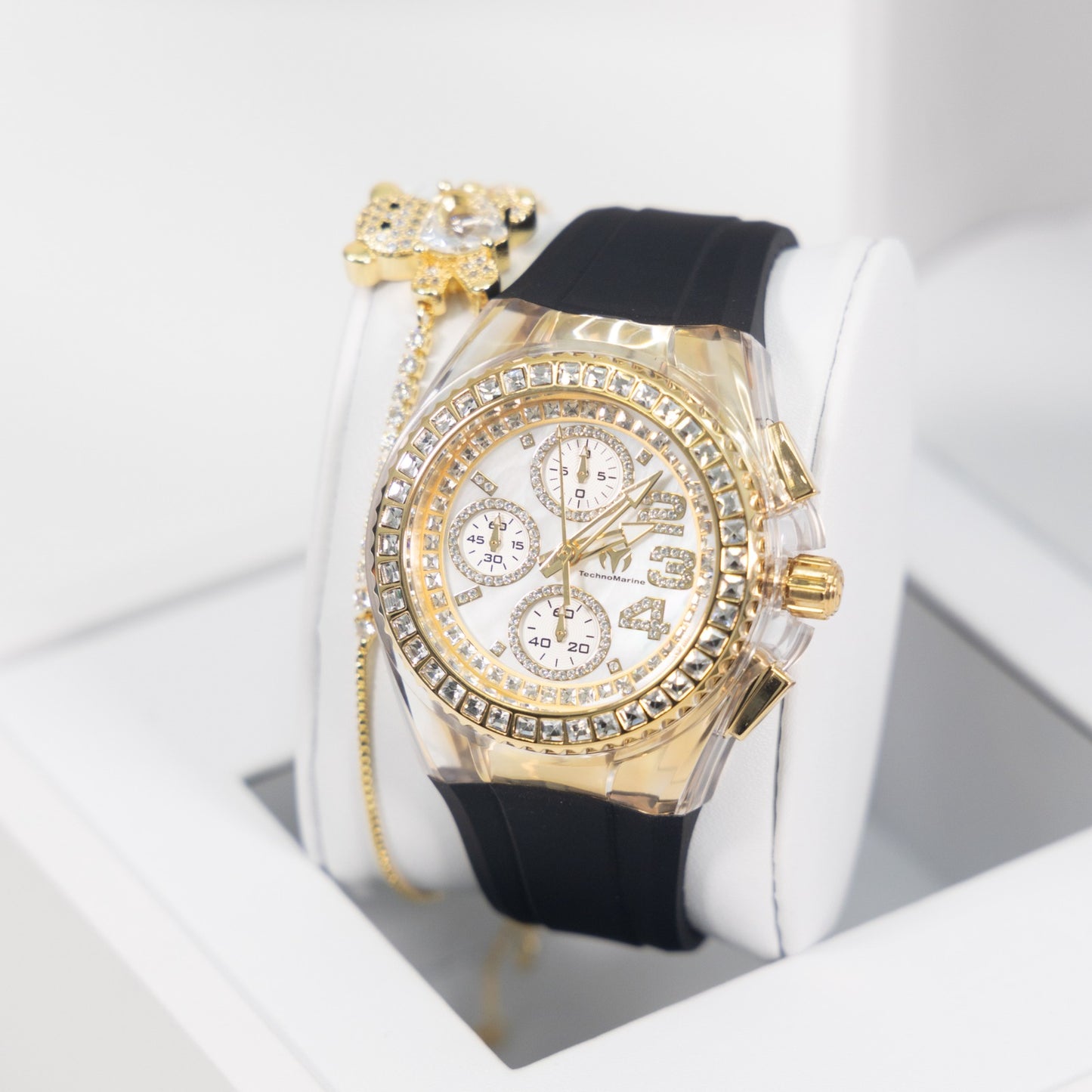Technomarine  Cruise Glitz 40mm Gold with Stones Arrival