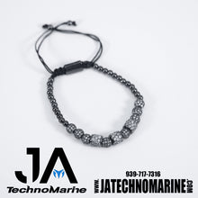 Cargar imagen en el visor de la galería, Pulsera De Mujer Ajustable Black Stainless Steel
