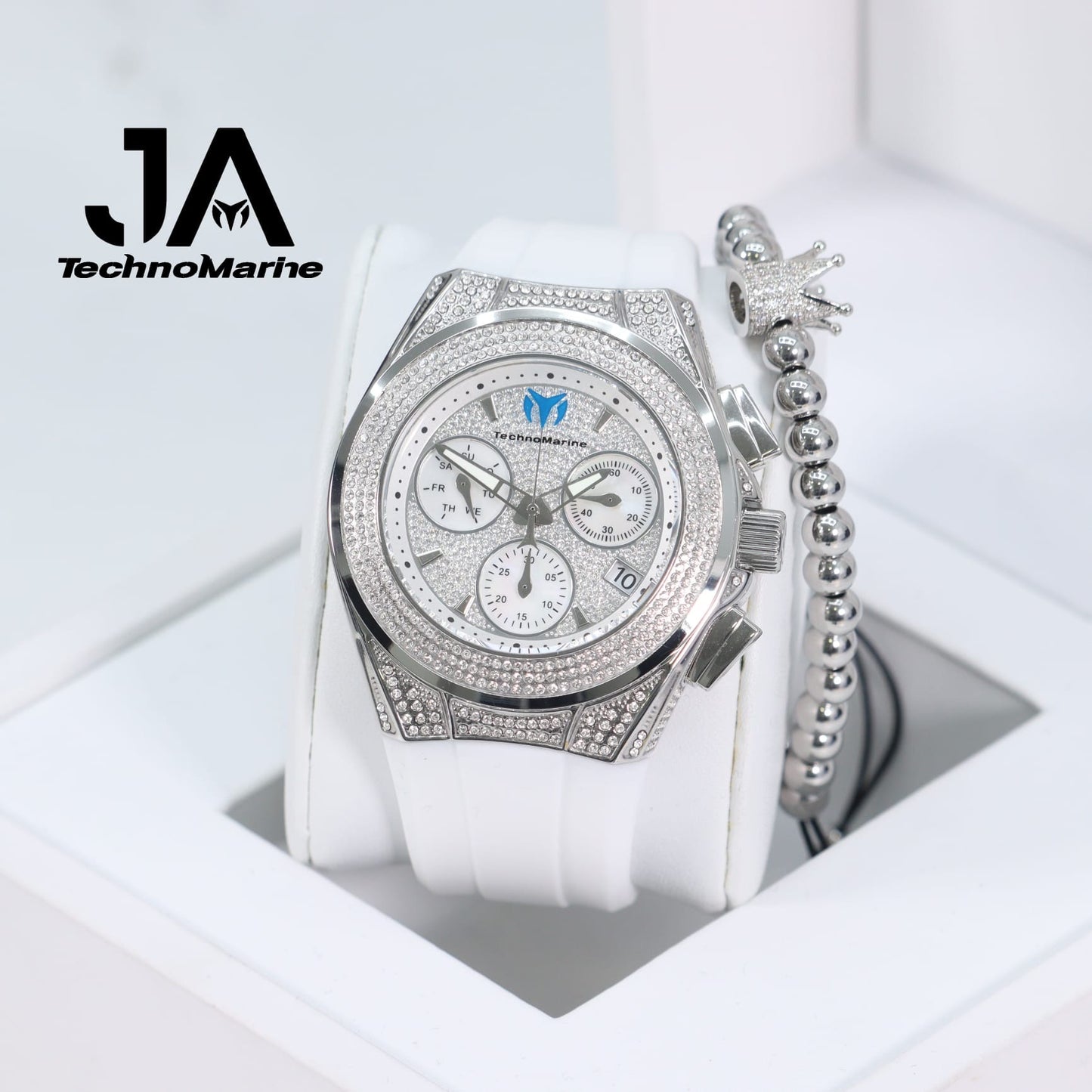 TECHNOMARINE (Pave) Cruise Collection Swiss Machine Silver Color One Free Bracelet