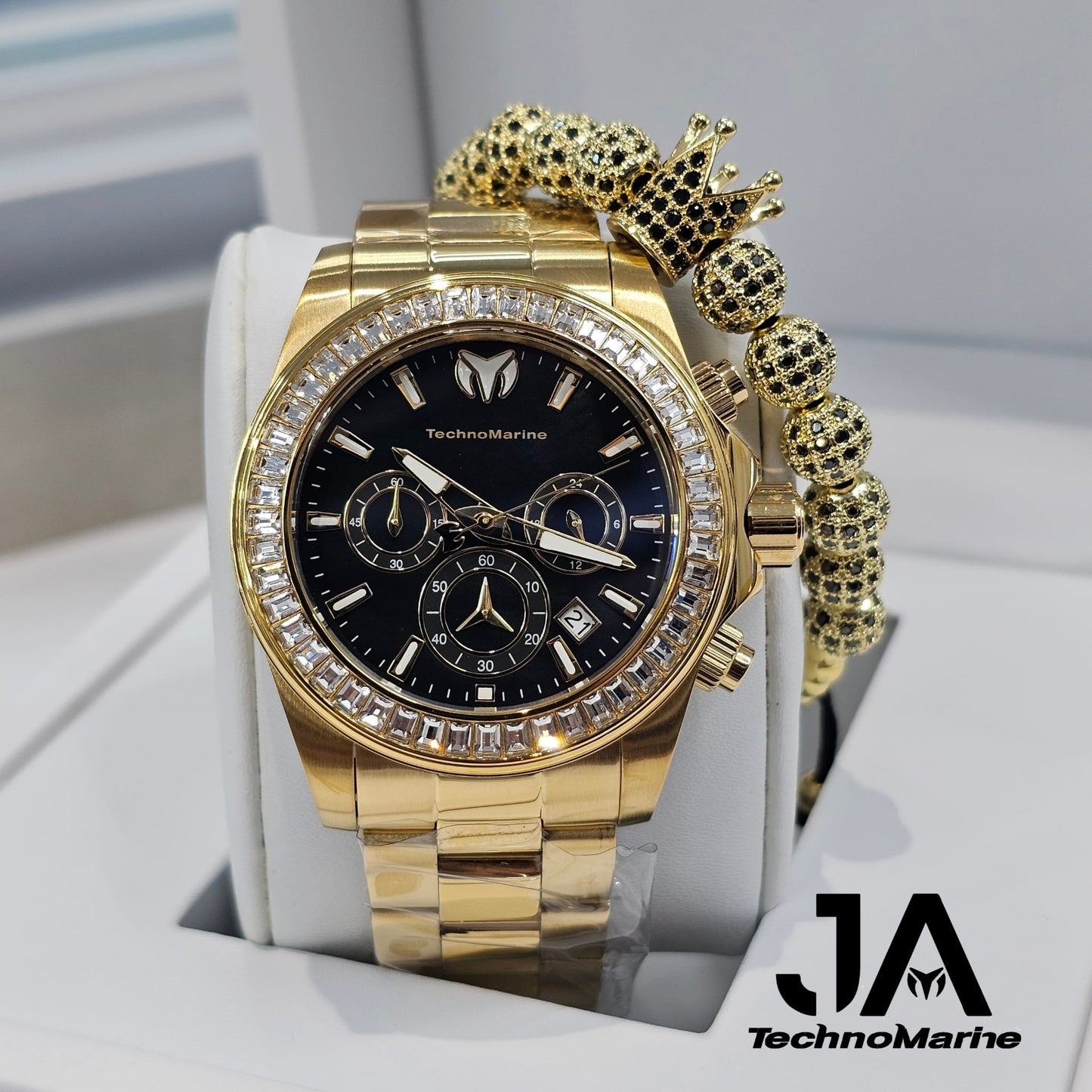 Technomarine Men Manta Ray Chronograph Quartz White Dial 42 mm