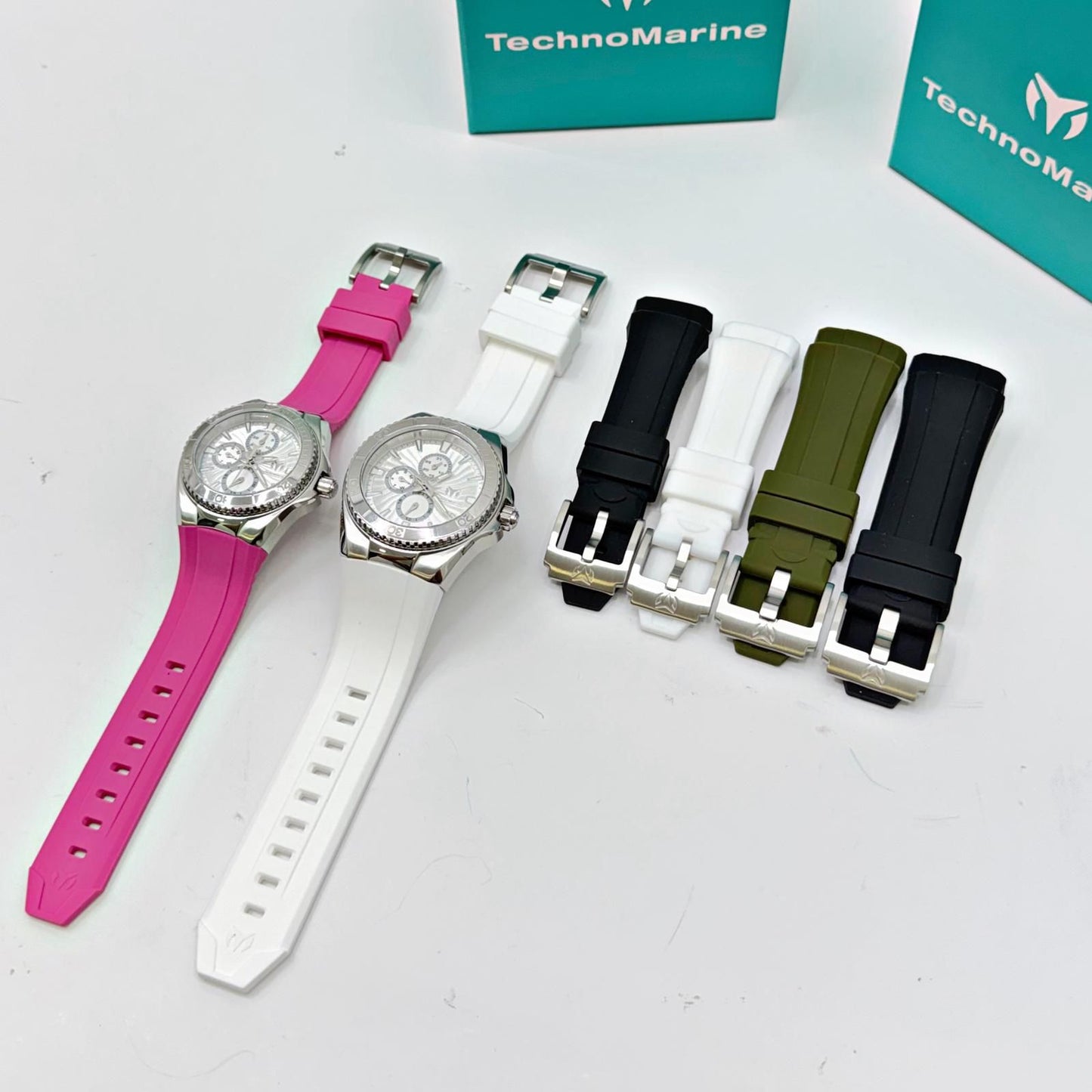 TechnoMarine Cruise California  Watch - 40.57mm, Black, White, Red with Interchangeable Strap,TechnoMarine Cruise California Men's Watch - 45mm, Black, White, Green with Interchangeable Strap