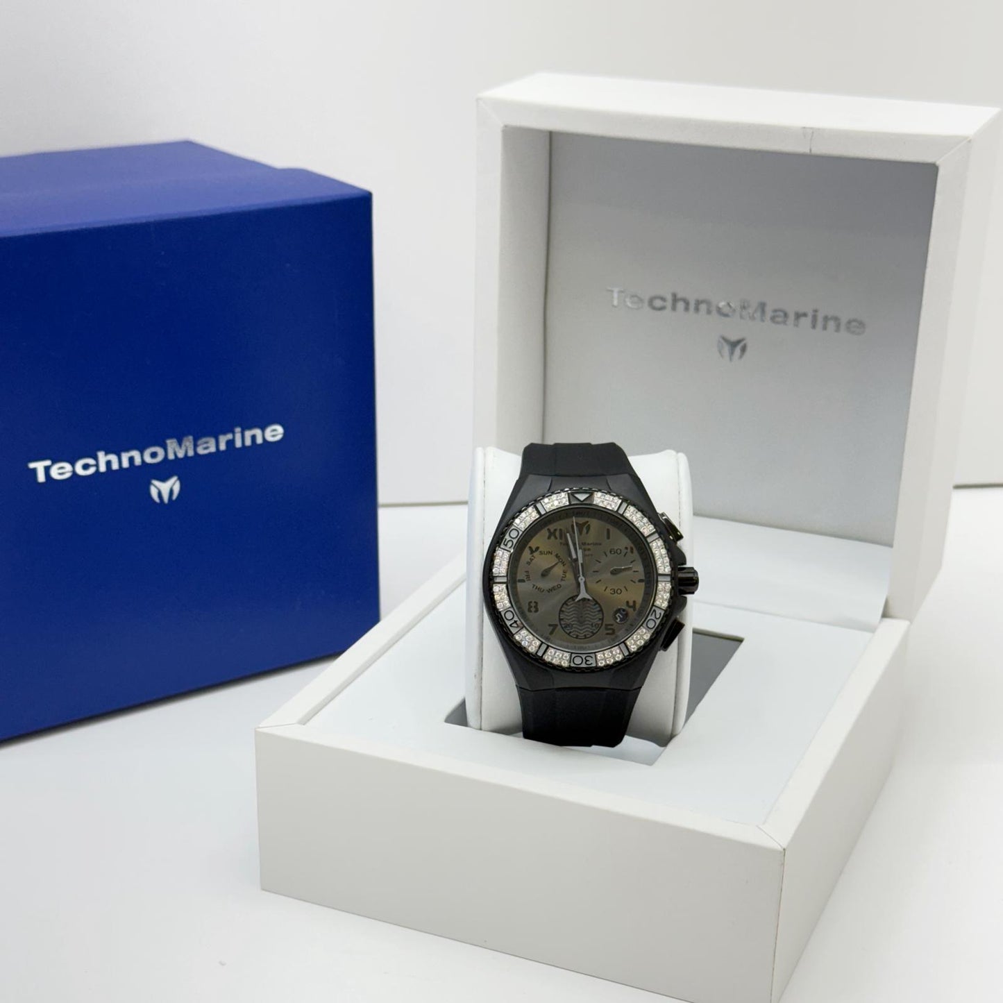 TechnoMarine Cruise California Custom Swiss crystal sapphire Men's Watch - 46.65mm, Black