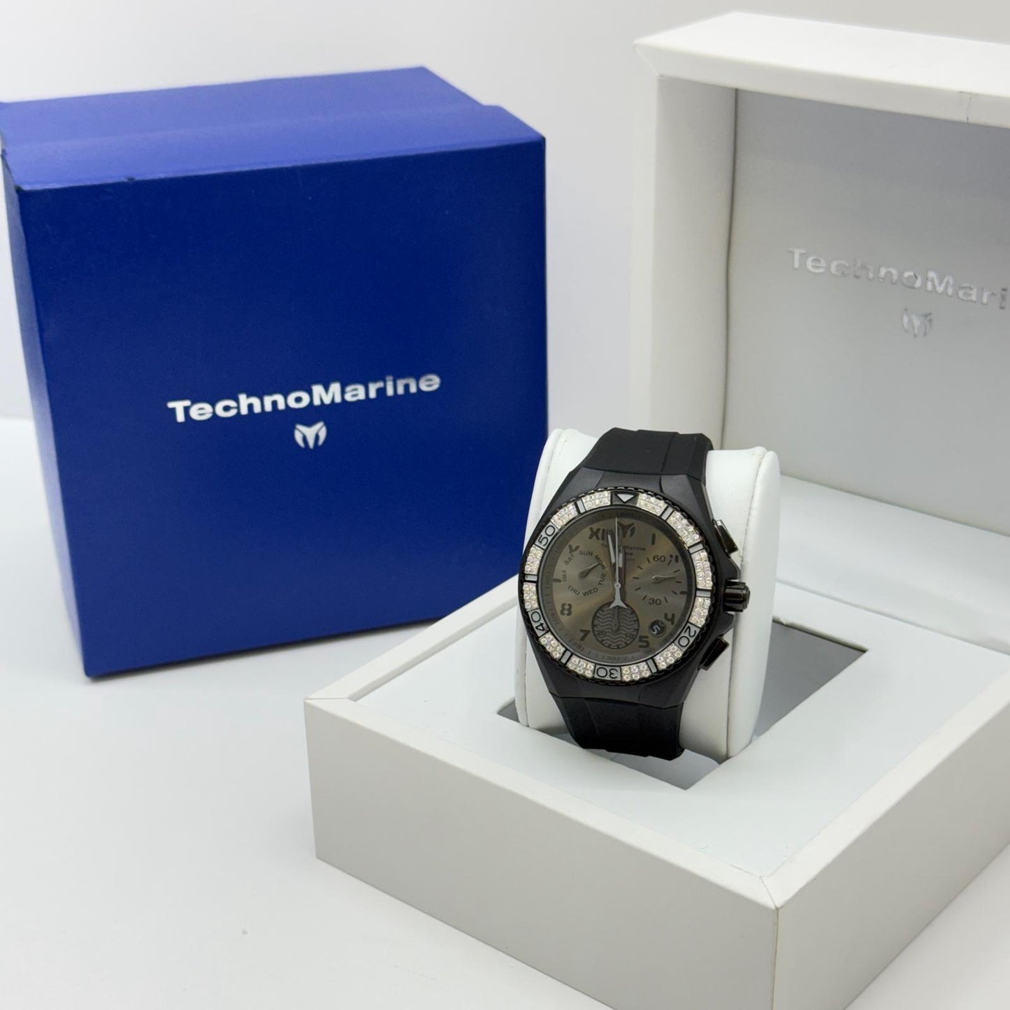TechnoMarine Cruise California Custom Swiss crystal sapphire Men's Watch - 46.65mm, Black