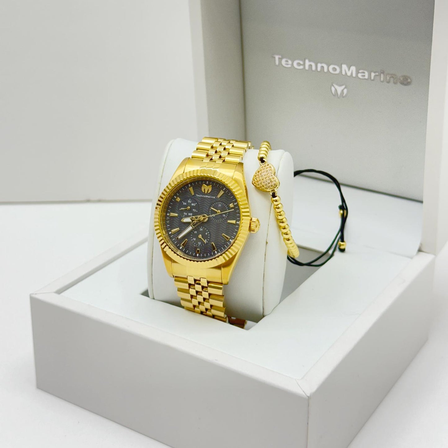 TECHNOMARINE Sea Dream Quartz Dial Watch 38mm Una Pulsera Gratis