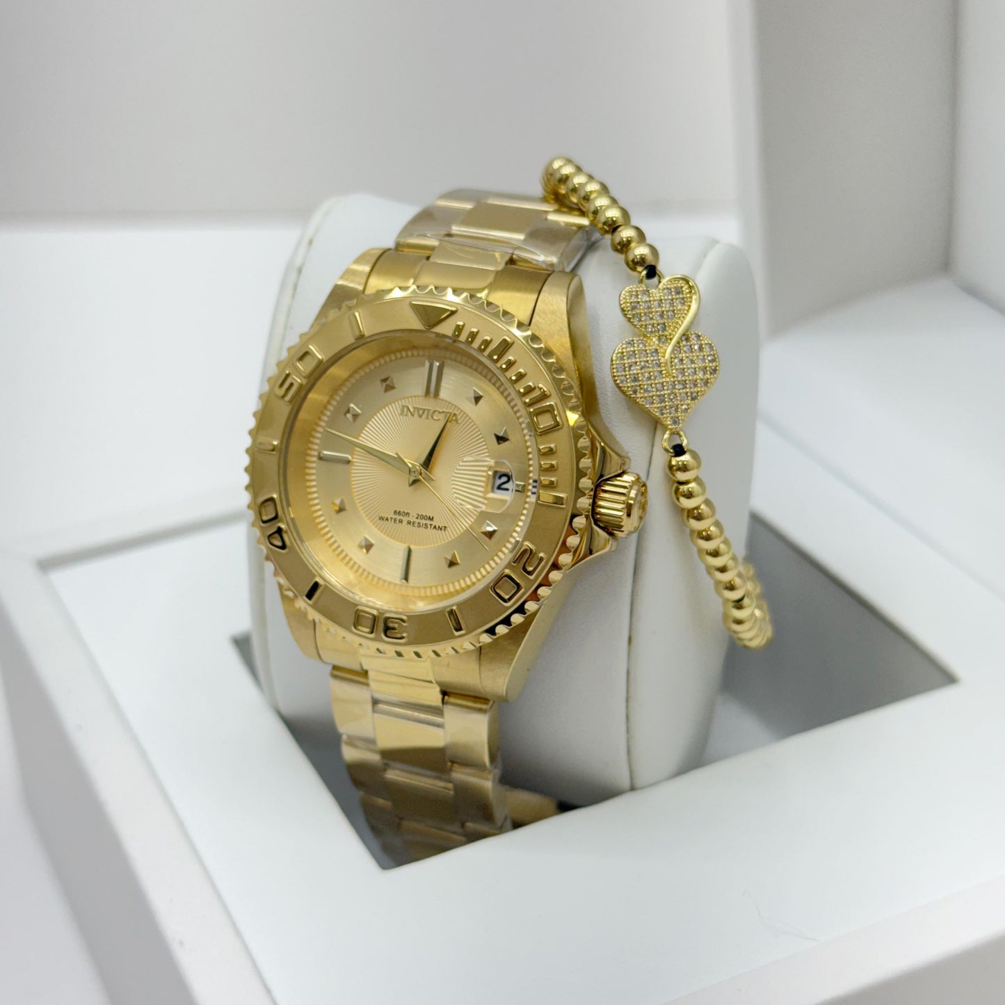 Invicta Pro Diver Watch - 40mm. Gold Una Pulsera Gratis
