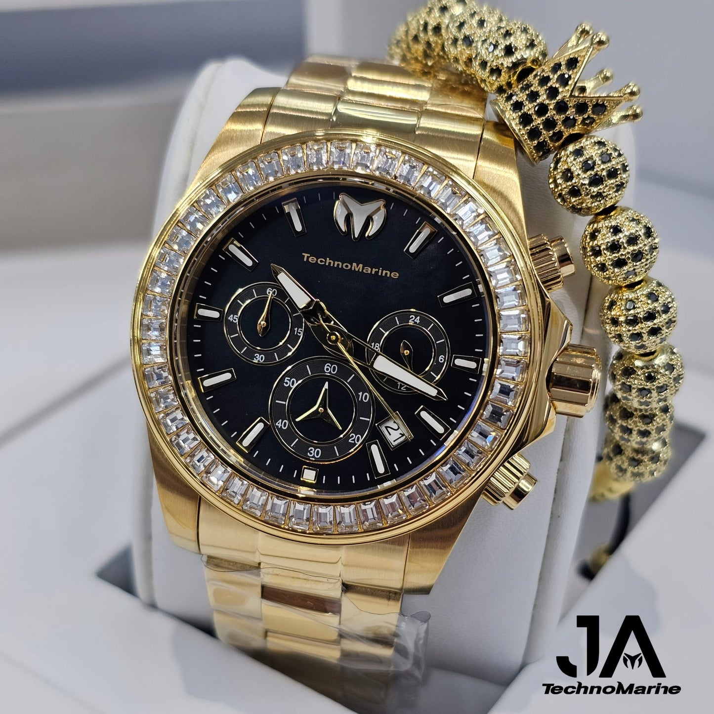 Technomarine Men Manta Ray Chronograph Quartz White Dial 42 mm