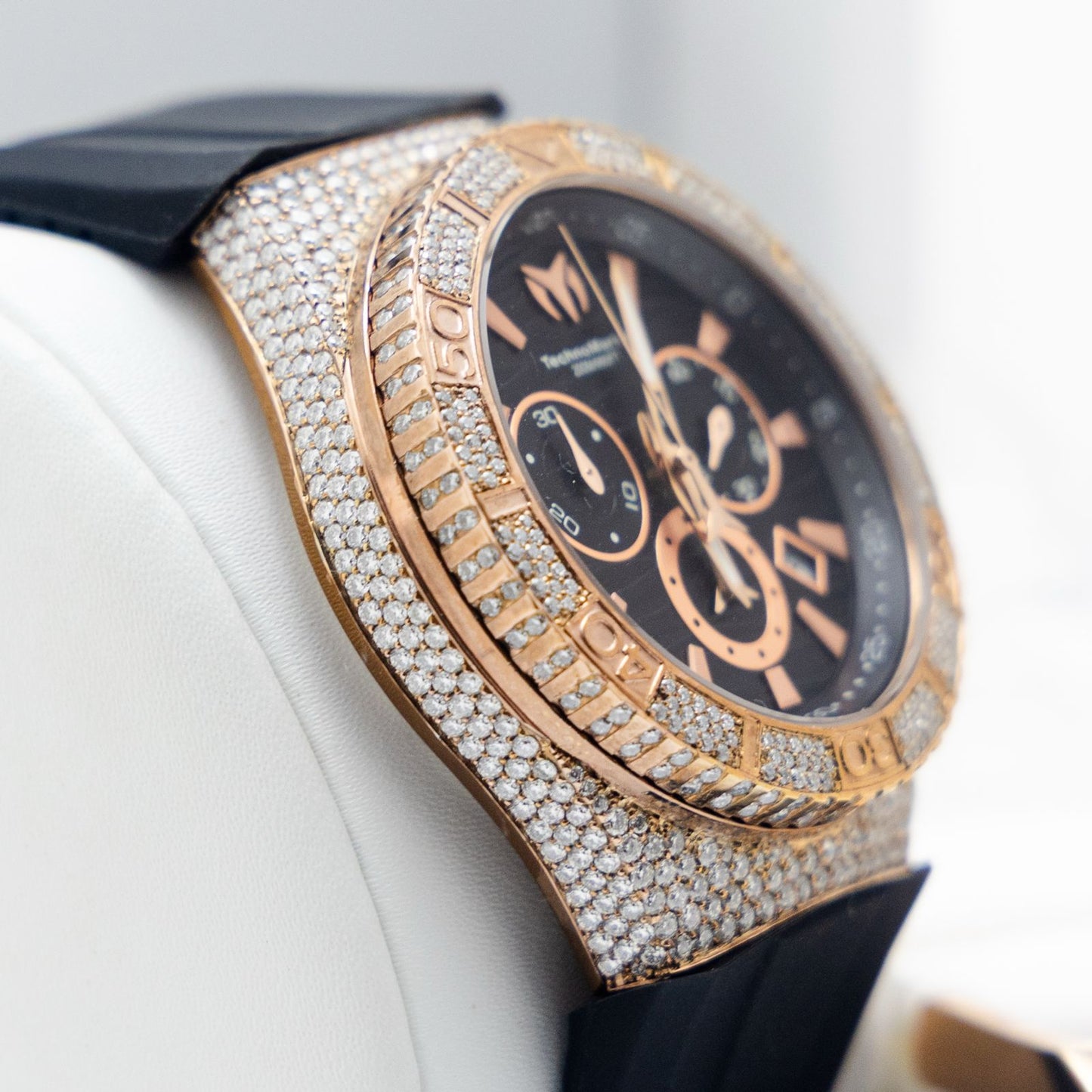 Technomarine Custom VVS1 Moissanite  Cruise Star Men's Watch - 46.65mm, Suizo Cristal de Zafiro Rose Gold