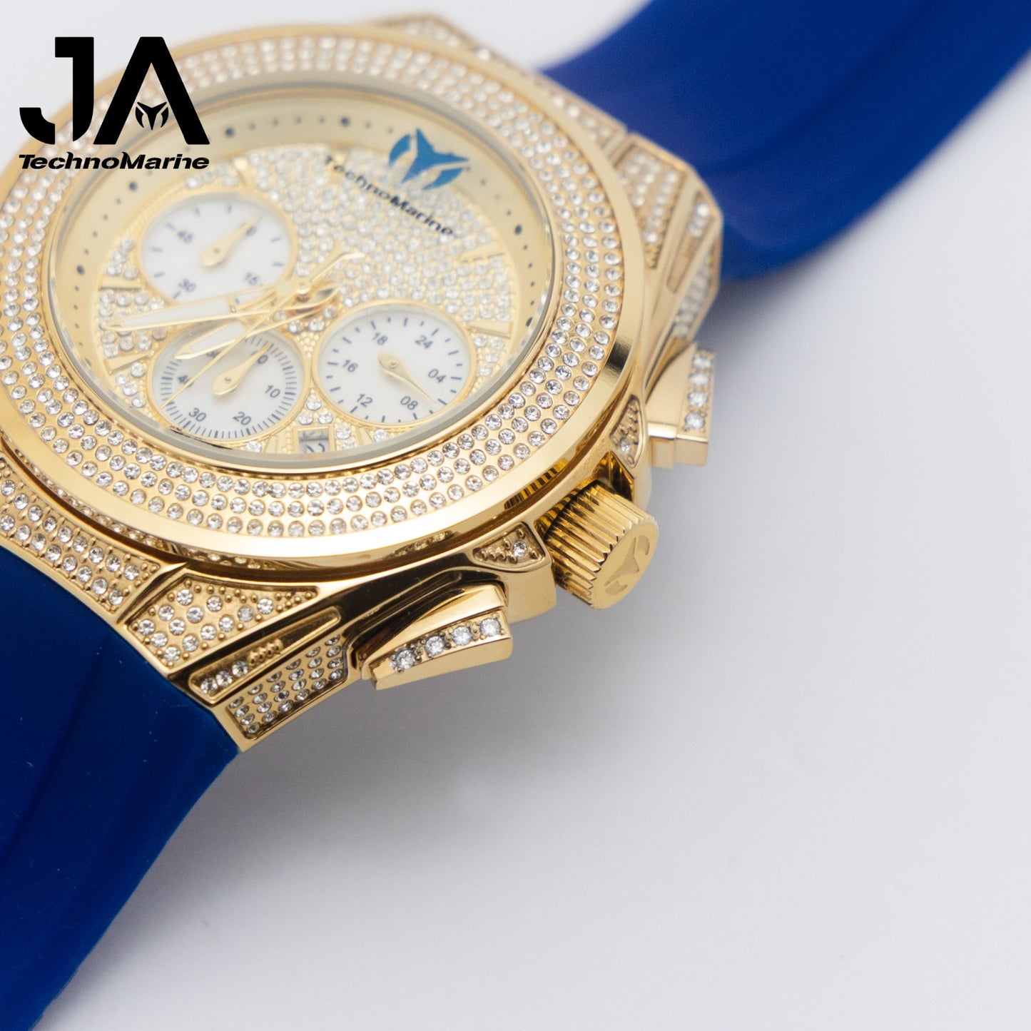 Technomarine Pave Cruise Maquina Suiza- Color Oro Incluye botones custom y Una hebilla custom Correa Azul y Negra