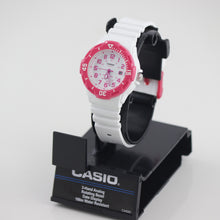 Cargar imagen en el visor de la galería, Casio Women&#39;s Dive Style Watch, White/Pink Accents

