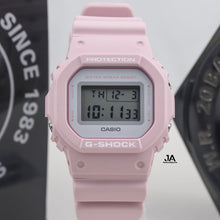 Cargar imagen en el visor de la galería, G-Shock DW5600SC-4
