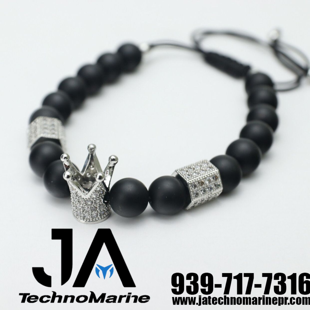 Adjustable Black and Silver Men's Bracelet