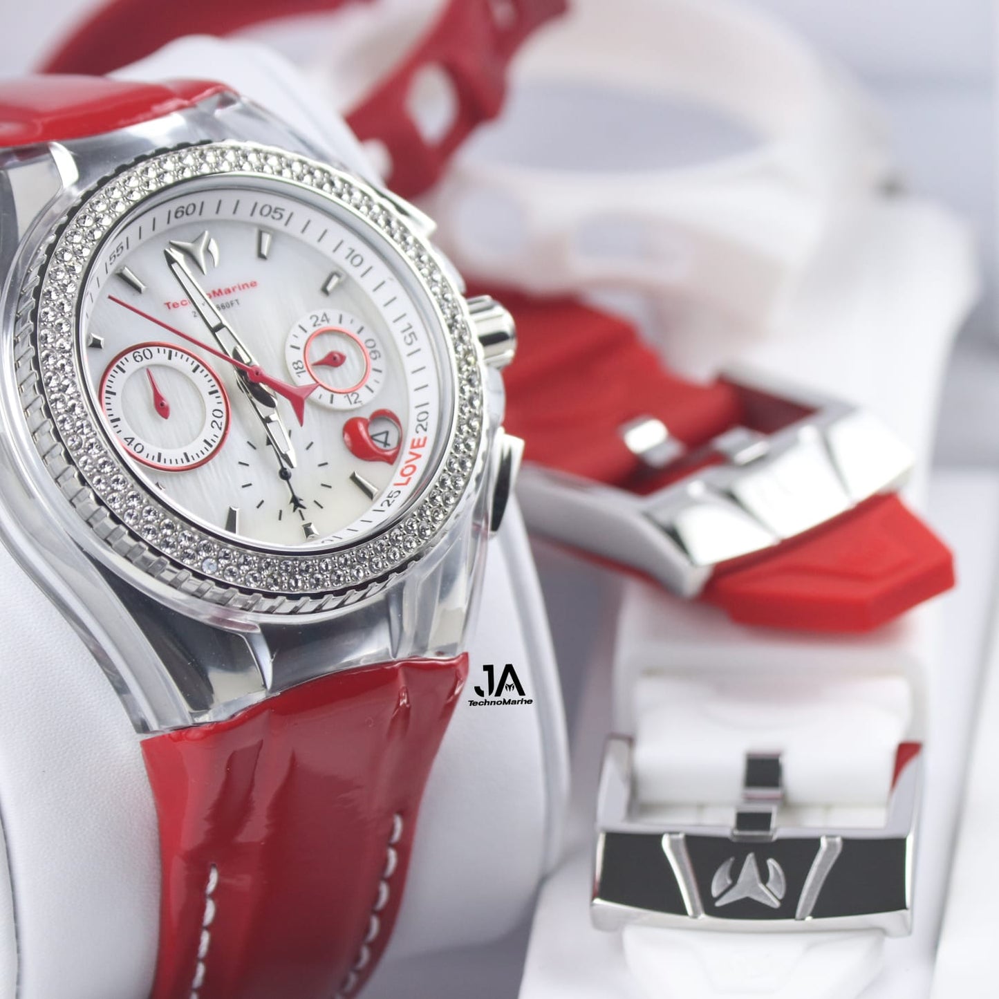 𝐓𝐄𝐂𝐇𝐍𝐎𝐌𝐀𝐑𝐈𝐍𝐄  Women's Cruise Valentine Quartz Chronograph White Dial Watch