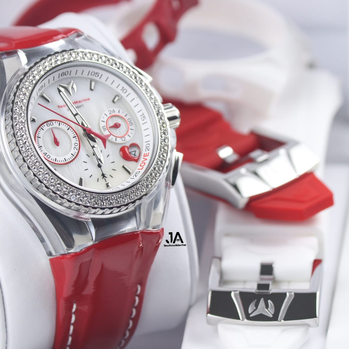 𝐓𝐄𝐂𝐇𝐍𝐎𝐌𝐀𝐑𝐈𝐍𝐄 Women's Cruise Valentine Quartz Chronograph White Dial Watch